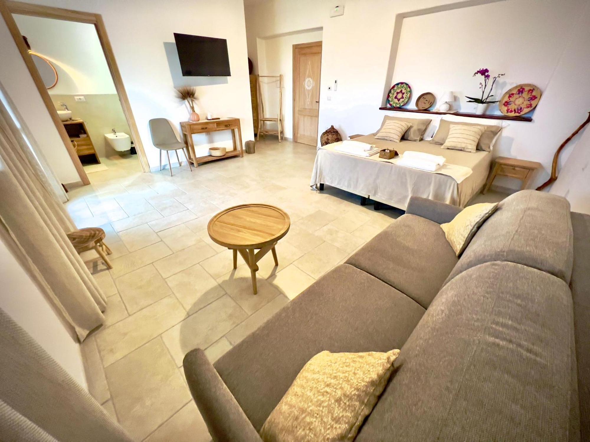 Domus La Roccia Hotel Pozzomaggiore Ngoại thất bức ảnh